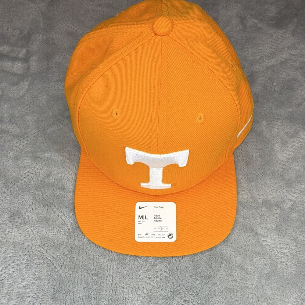 Nike Tennessee Volunteers Hat Pro Cap Snapback M L Orange White T NWT NCAA